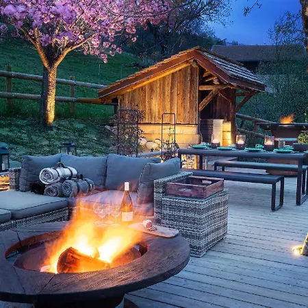 Holiday home Chalet D'exception Face Au Mont Blanc