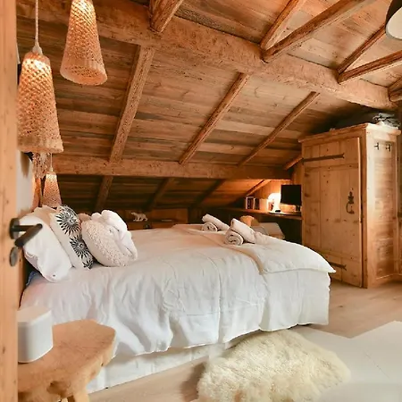 Holiday home Chalet D'exception Face Au Mont Blanc